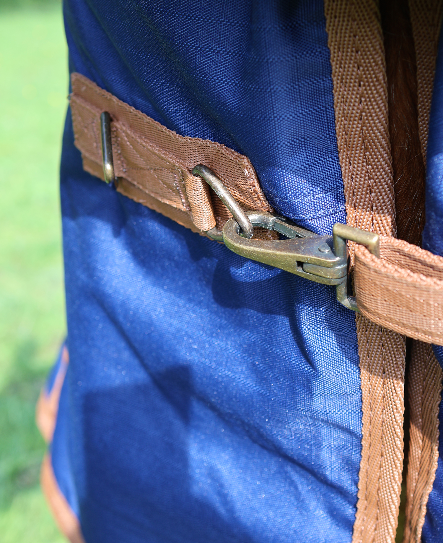 Perf 100g Combo Turnout Rug - True Navy - Image 2