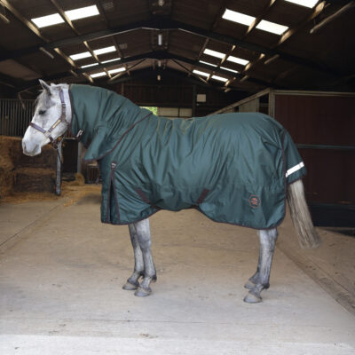 Perf 200g Detachable Neck Turnout Rug - Dark Green