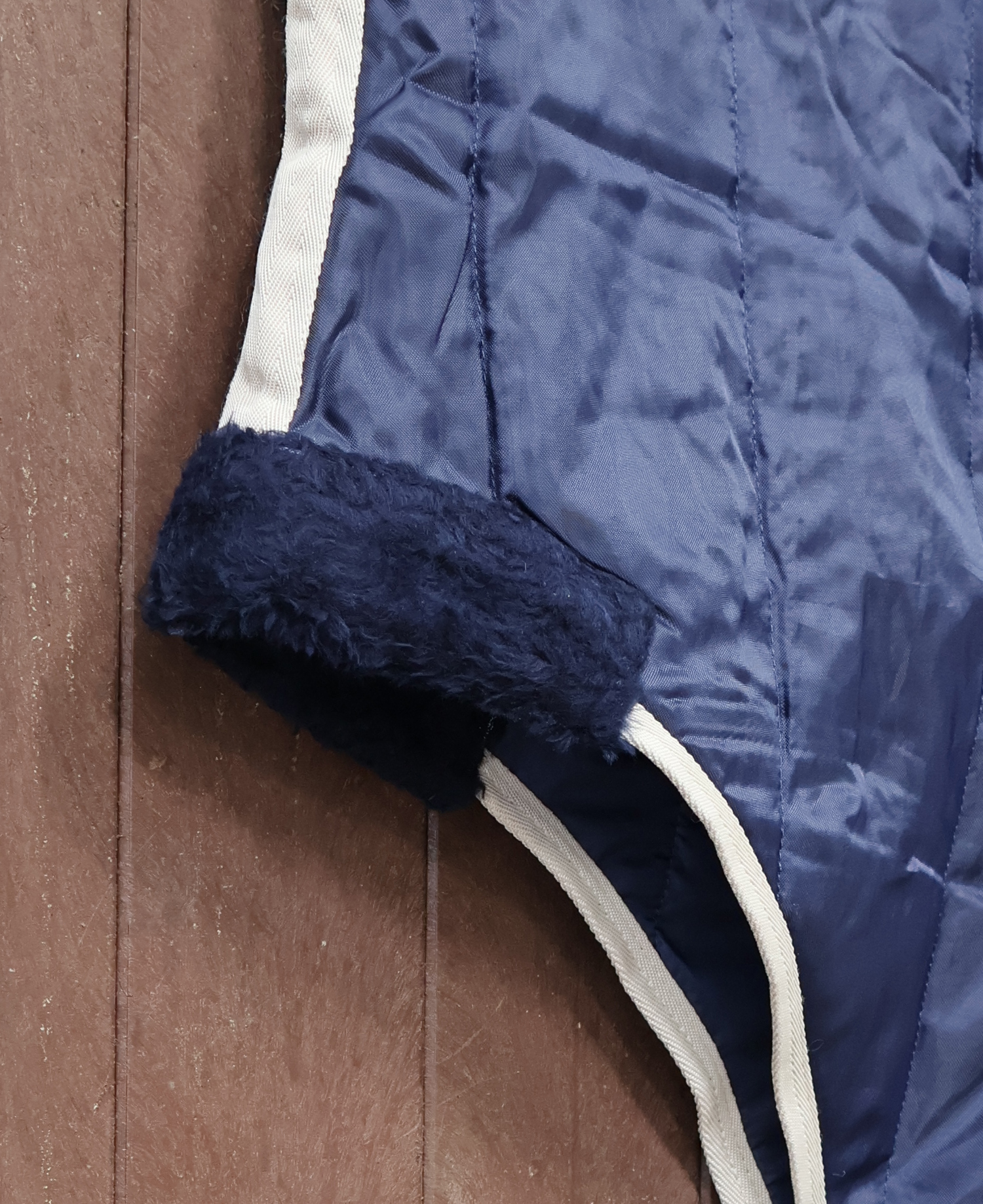 Perf Stable Rug 100g Standard Neck - Dark Navy - Image 4